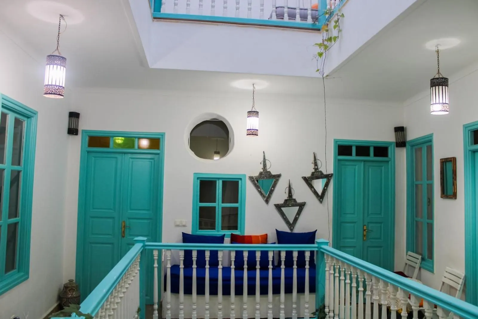 Riad Darko Εσαουίρα